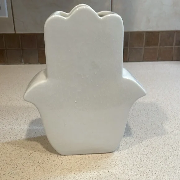 NEW White and Gold Hamsa Hand Vase with Blue Eye - Picture 2 of 3
